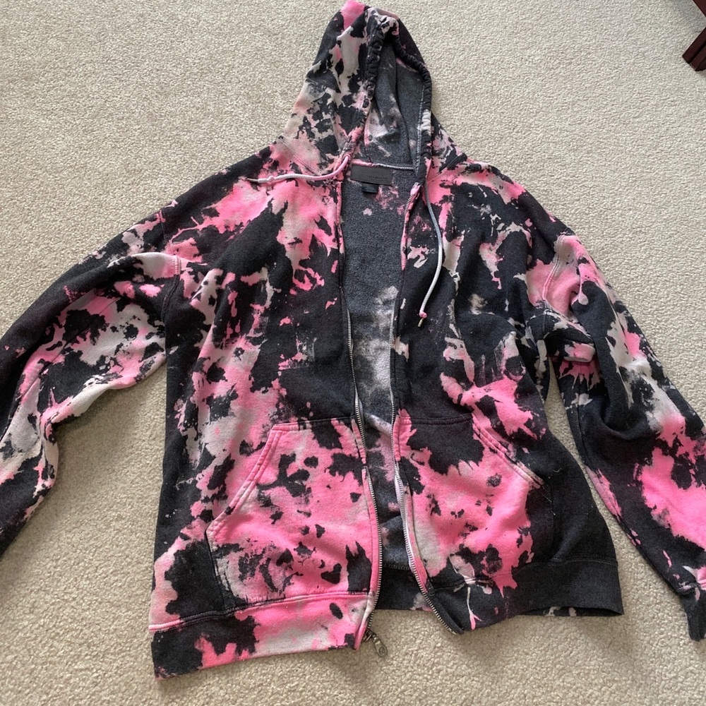 LF Sweatshirt